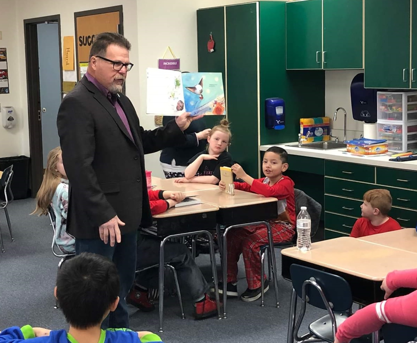 Senator Micheal Bergstrom, R-Adair, joins students from Will Rogers Elementary in Vinita in celebration of Read Across America Day on Friday, March 1.