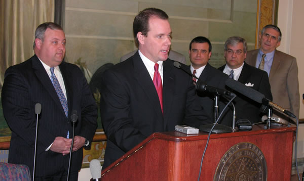 Majority Floor Leader Todd Lamb and Senate Republican leaders discussed their agenda for the 2010 Legislative session in a state Capitol press conference on Thursday. 